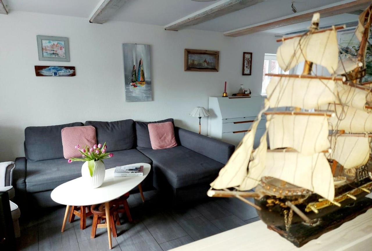 Hochwertiges Fischerhus Mit Terrasse Und Grill Ferienhaus *