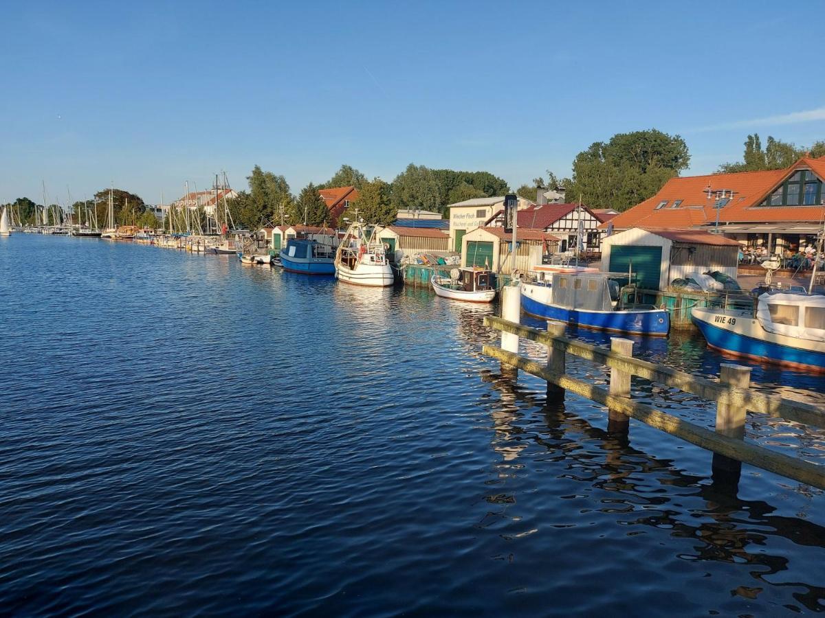 Hochwertiges Fischerhus Mit Terrasse Und Grill * Greifswald