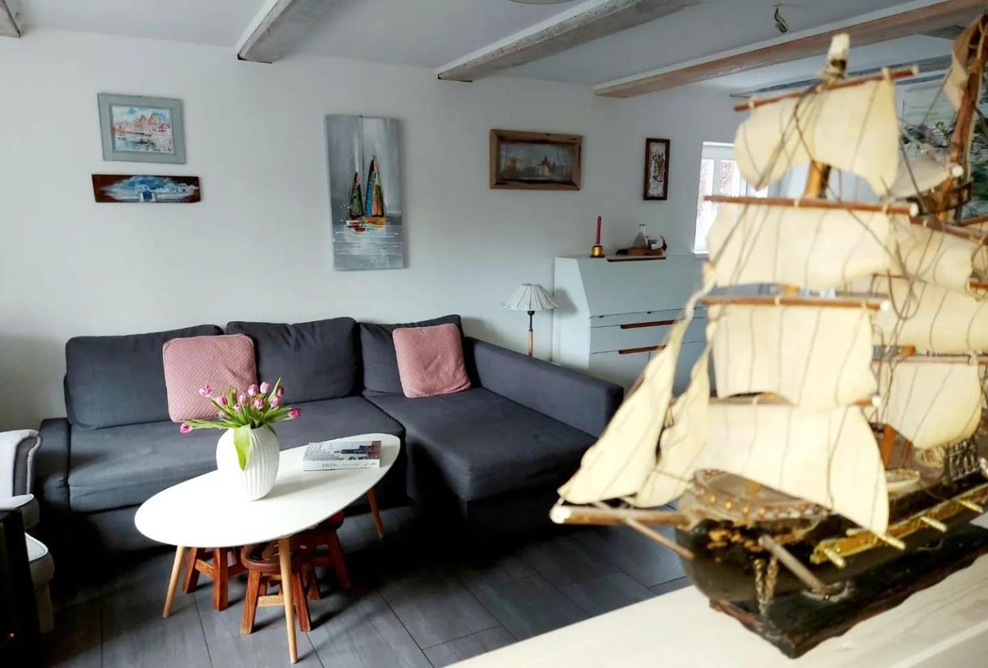 Hochwertiges Fischerhus Mit Terrasse Und Grill * Greifswald